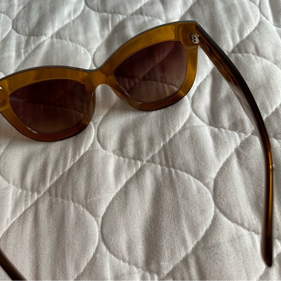 sunglasses - Picture 8 of 10